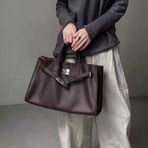 Elegant Dark Brown Leather Tote Bag for Women